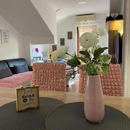 Apartman Dujmovic 1 Otočac 外观 照片