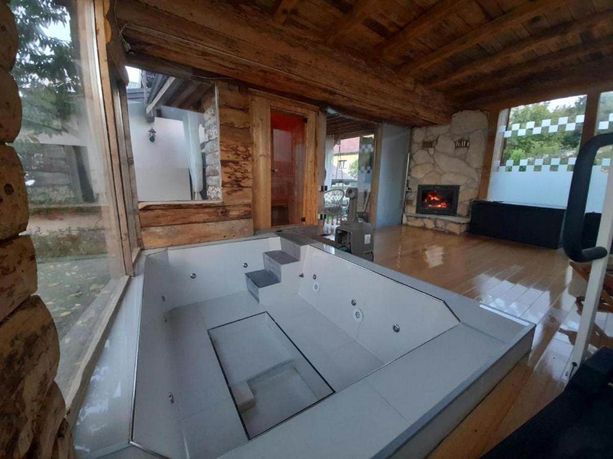 Apartman Dujmovic 1 Otočac 外观 照片