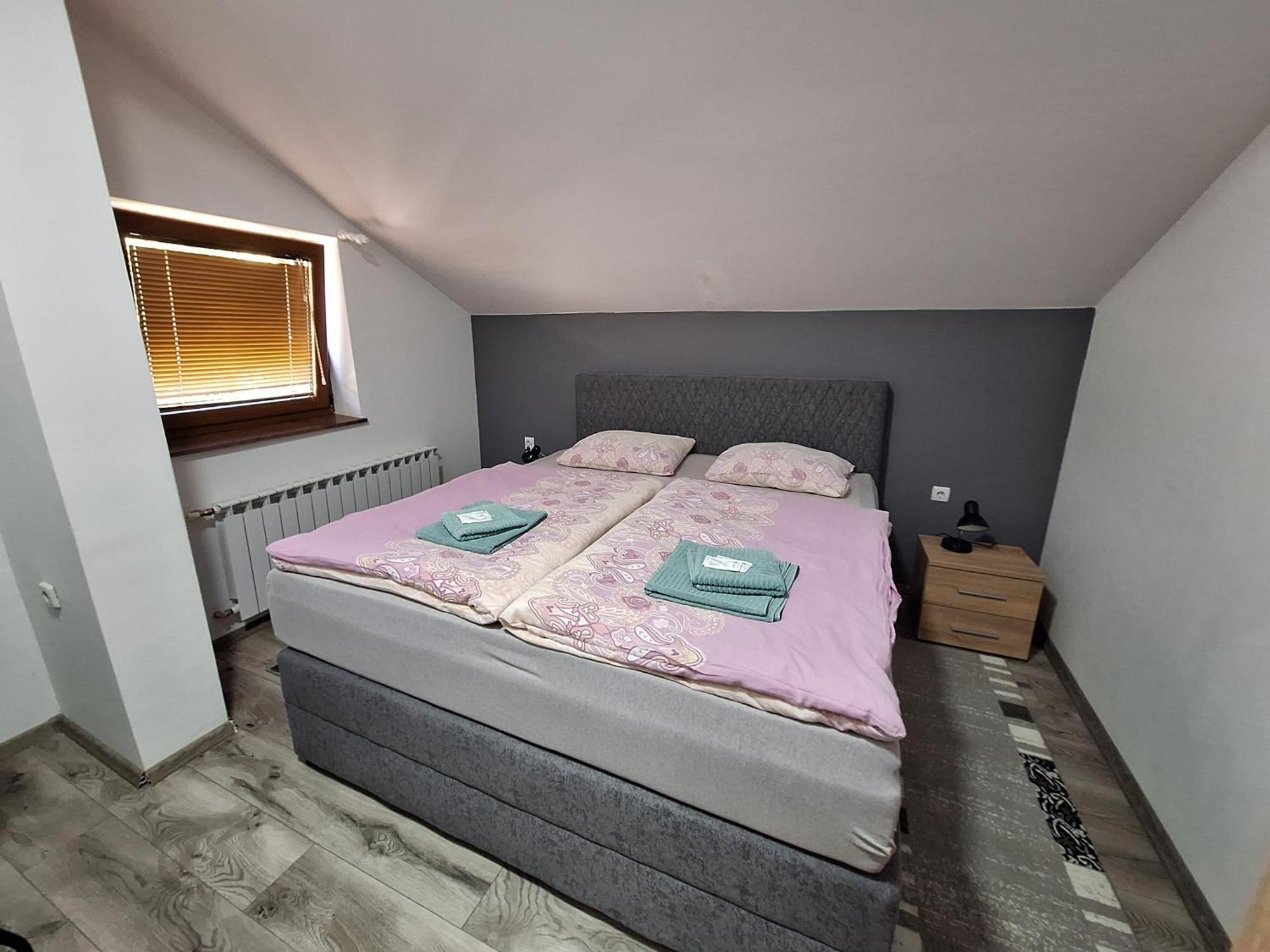 Apartman Dujmovic 1 Otočac 外观 照片