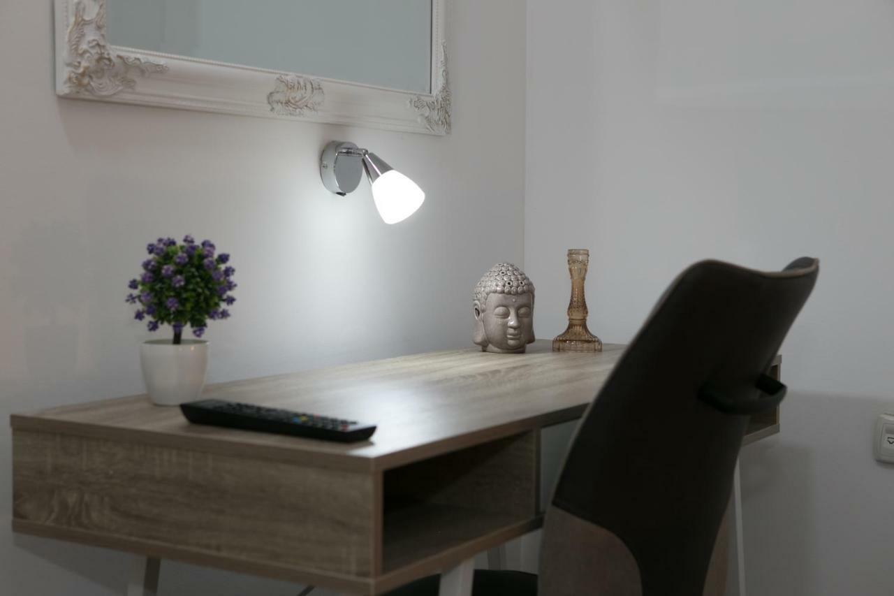 Apartman Dujmovic 1 Otočac 外观 照片